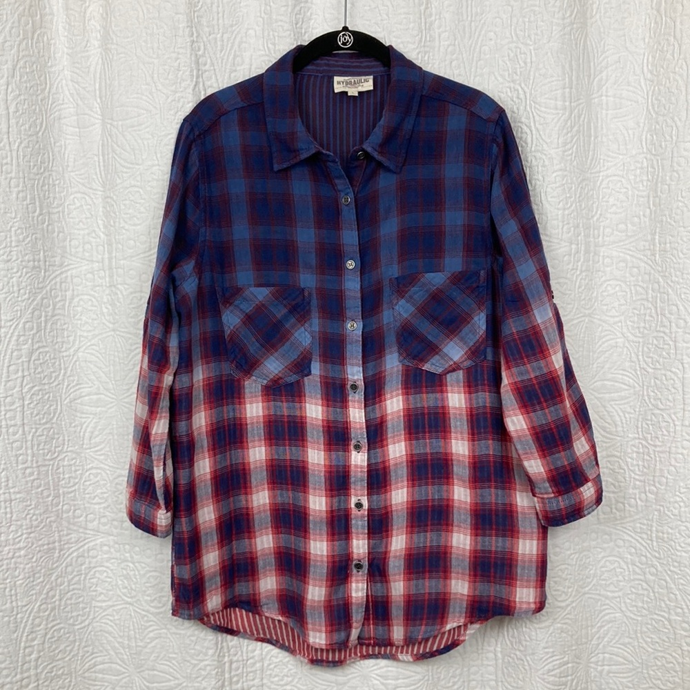 Hydraulic Women’s Blue and Red Ombré Plaid Button-Up Shirt sz Large